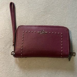 Coach medium size wallet